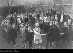 1932 La Ricamarie [Photo] Dans la cour de l'école