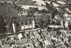 Montrésor [Carte postale] Vue aérienne du château