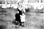 1945# Dourges [Photo] Wacława Obławski et les 3 enfants