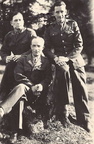 1945# La Courtine [Photo] Joseph SCHEINER avec les capitaines FUS et BURKOT