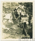 1943 après Neunhof [Photo] Soldats au travail 02